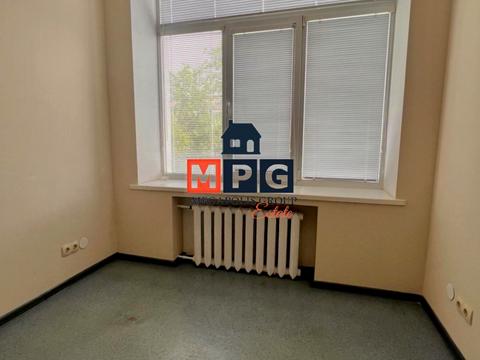 коммерческая по адресу Науки ул., 31