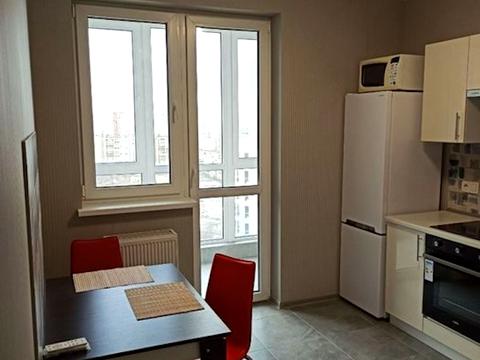 квартира по адресу Ревуцкого ул., 40-В