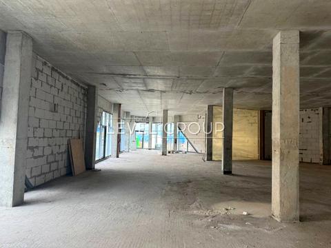 коммерческая по адресу Леонида Каденюка просп. (Юрия Гагарина), 19а