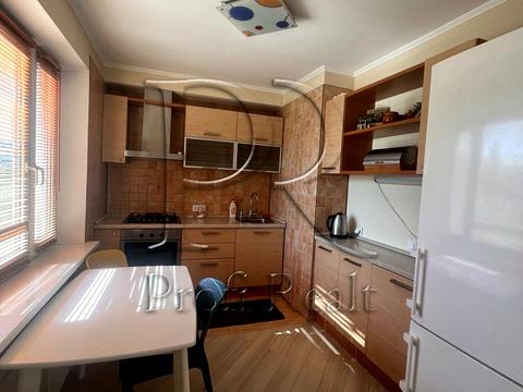 квартира по адресу Героев Днепра ул., 12