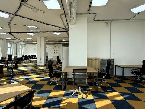 комерційна за адресою Кловський узвіз, 7a