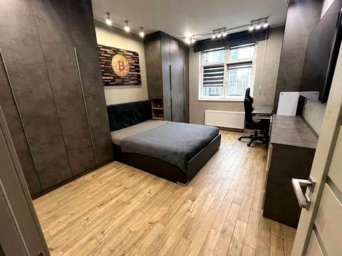 квартира за адресою Василя Тютюнника вул. (Анрі Барбюса), 53