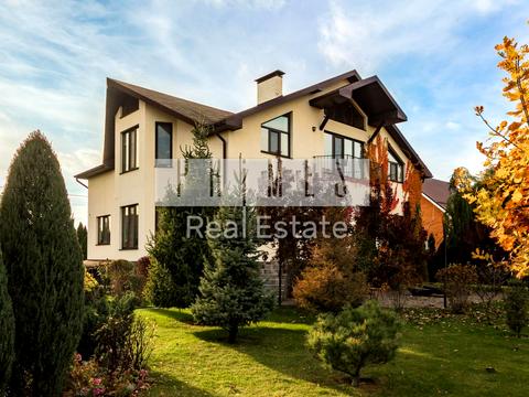 будинок за адресою Святкова вул.