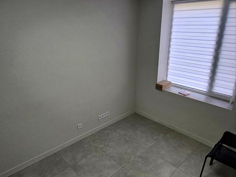 комерційна за адресою провулок 14 жовтня, 1-а