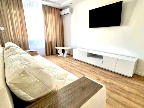 квартира по адресу Героев Сталинграда просп., 25