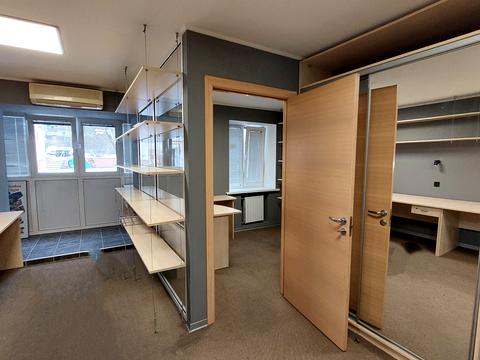 коммерческая по адресу Полтавская ул., 3