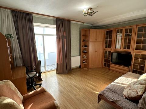 квартира за адресою Івана Миколайчука вул., 20Б