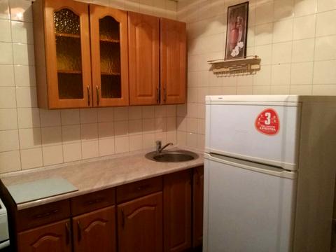 кімната за адресою Авіаконструктора Антонова вул., 12