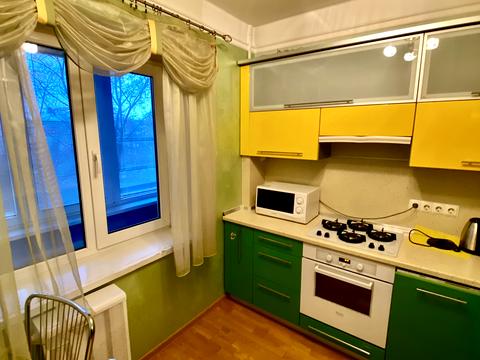 квартира за адресою Дегтярівська вул., 10