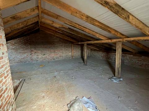 дом по адресу с. Подгородное, Василия Стуса ул.