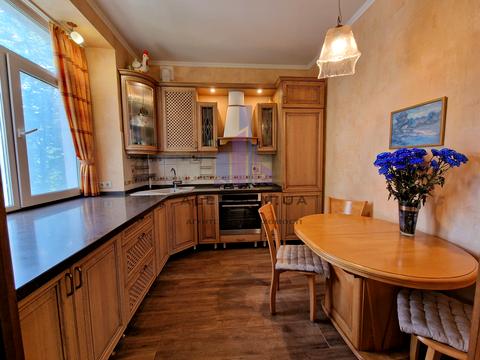 квартира за адресою Марка Безручка вул., 29