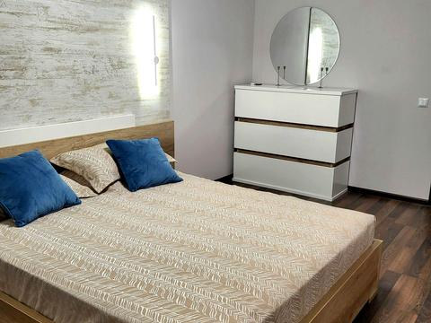 квартира за адресою Регенераторна вул., 4