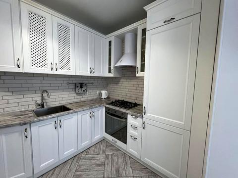 квартира за адресою Абрикосова вул., 3