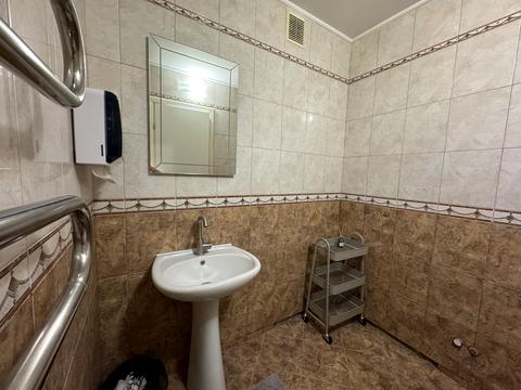 комерційна за адресою Мінеральна вул., 18