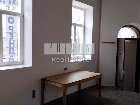 комерційна за адресою Кожум'яцька вул., 20-Б