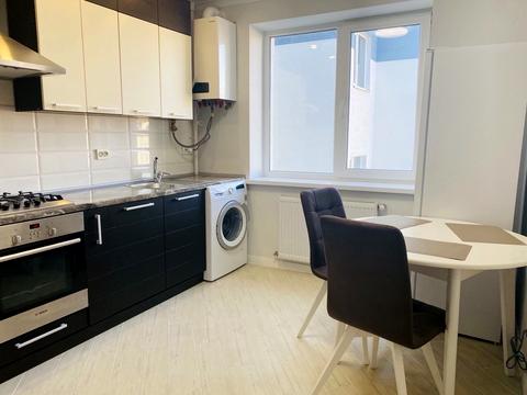 квартира по адресу Андрея Мельника ул., 10