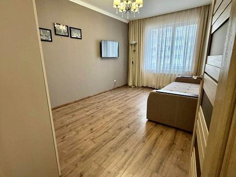 квартира по адресу Небесной Сотни просп. (Маршала Жукова), 7