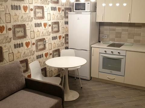 квартира за адресою Салютна вул., 2к3