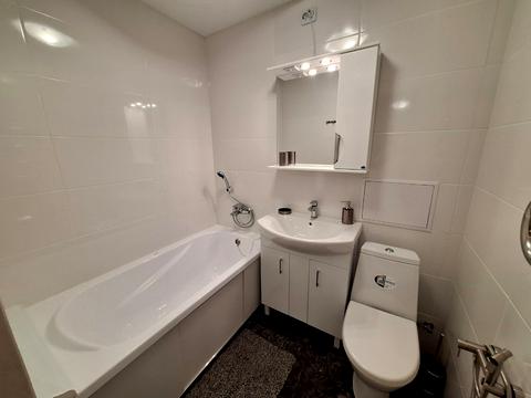 квартира за адресою Крошенська вул., 8