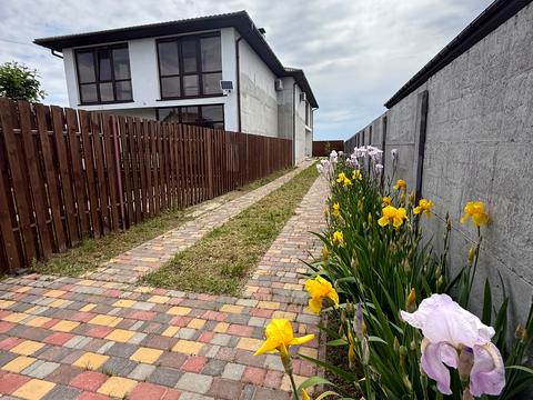 будинок за адресою Басейна