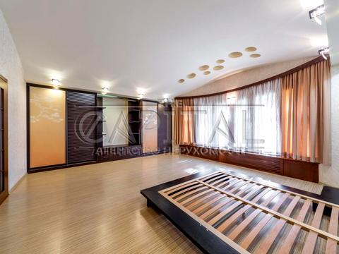 будинок за адресою Курортна вул., 9