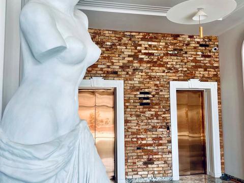 коммерческая по адресу Ломаная ул., 18