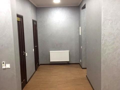 комерційна за адресою Дегтярна вул., 7