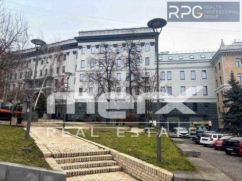 коммерческая по адресу Прорезная ул., 8