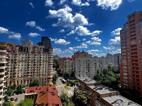 квартира за адресою В'ячеслава Чорновола вул., 25