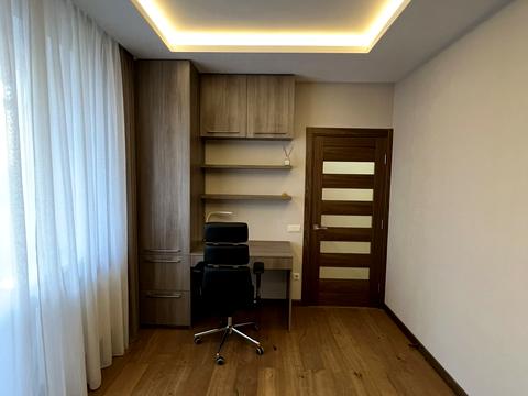 квартира за адресою Жасминова вул., 5б
