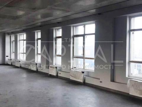 комерційна за адресою Степана Бандери просп. (Московський), 8-Г