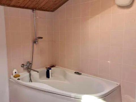 будинок за адресою Щаслива вул.