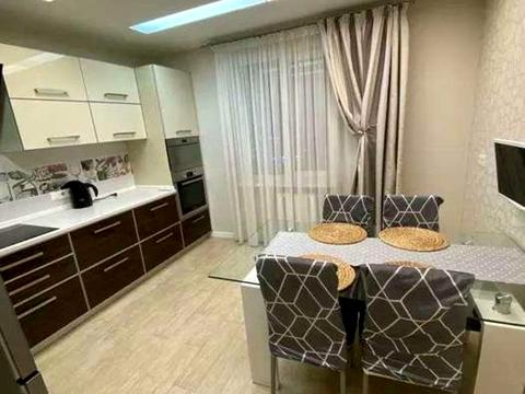 квартира по адресу Червоной Калины просп. (Владимира Маяковского), 1-В