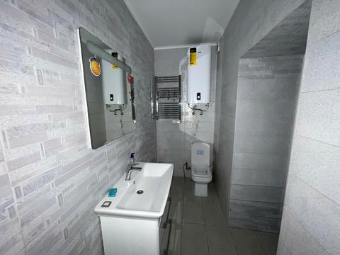 комерційна за адресою Рєпіна вул., 36