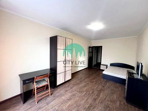 квартира за адресою Євгена Коновальця вул., 115