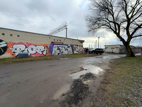 комерційна за адресою Привокзальна вул., 11