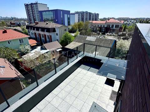 комерційна за адресою Авіаторів вул., 2