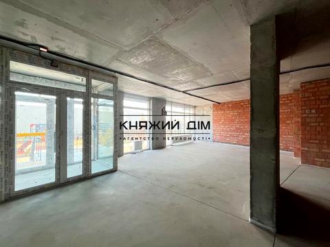 комерційна за адресою Дніпровська набережна вул., 17В
