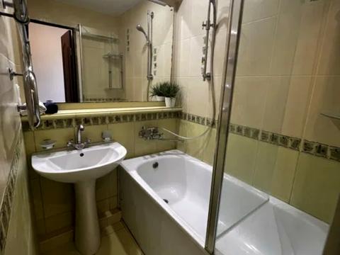 квартира за адресою Каденюка вул. (Танкопія), 5б