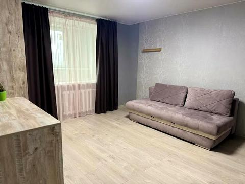 квартира за адресою Максима Залізняка вул., 14