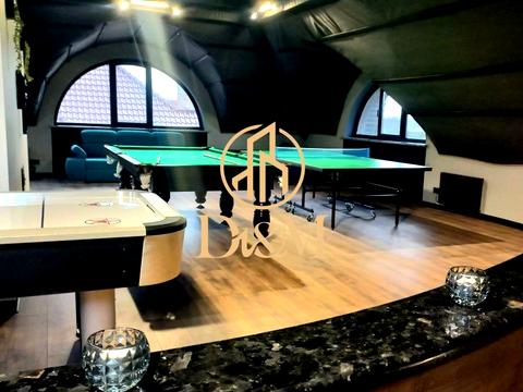 будинок за адресою Лугова вул.