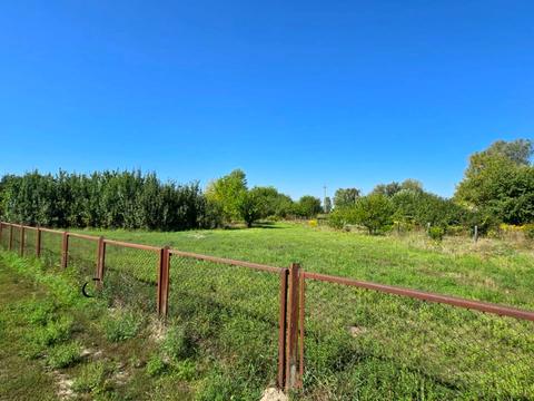 ділянка за адресою вулиця Л. Українки, 2