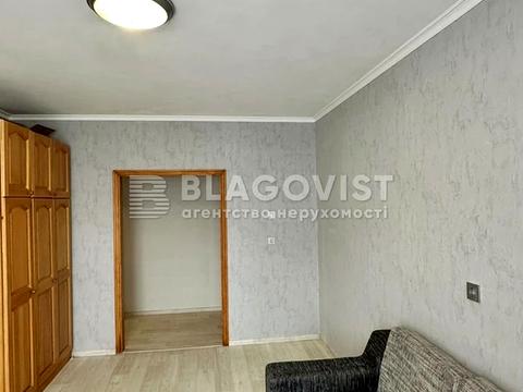 квартира по адресу Ларисы Руденко ул., 6