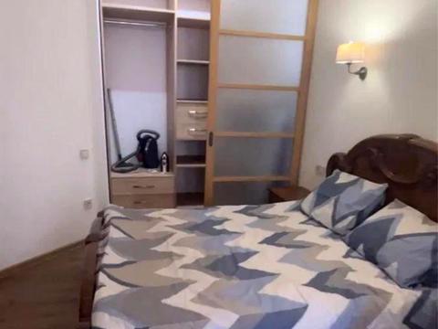 квартира по адресу Угорская ул., 12