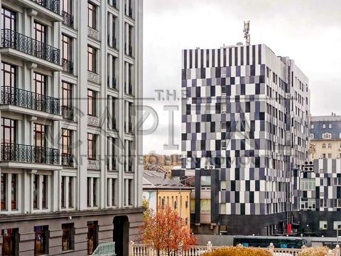 комерційна за адресою Ярославська вул., 58