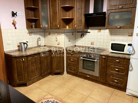 квартира по адресу Николая Закревского ул., 8
