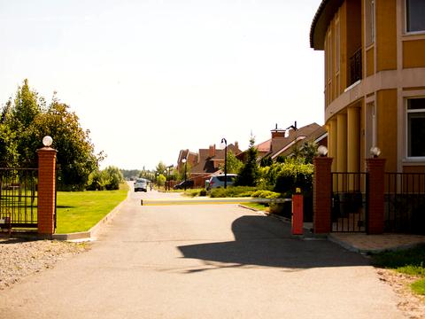 будинок за адресою Дніпровська, 9