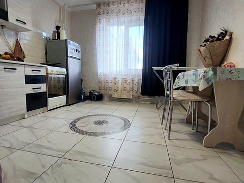 квартира за адресою Архітектора Старова вул., 10г