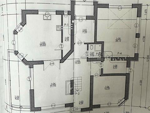 будинок за адресою Стуса