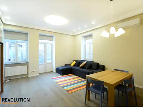 квартира по адресу Михайловский пер., 20